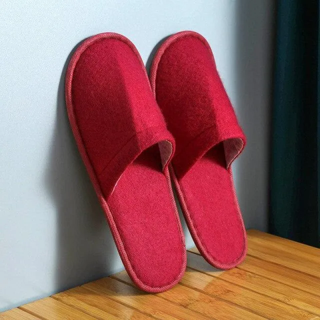 Home use slippers (Random Colors)