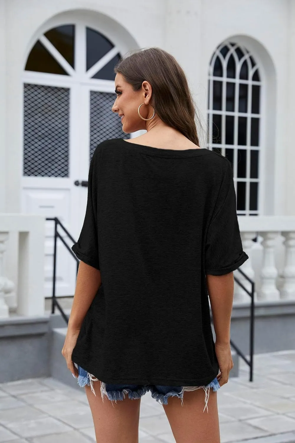 UNCLECAT Women's V Neck Oversized T-Shirts Summer Short Sleeve Shirts Loose Casual Tops Tee